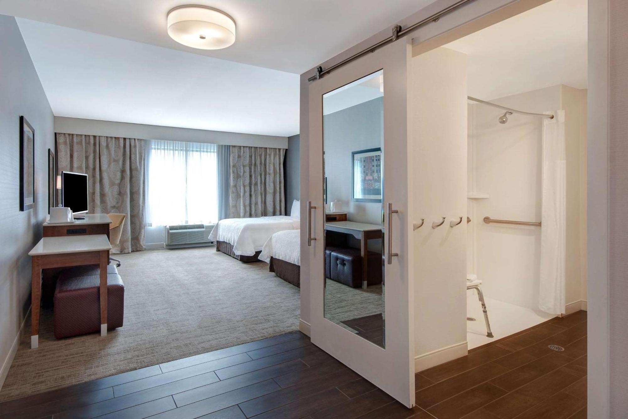 Hampton Inn & Suites Detroit/Troy Clawson Екстер'єр фото