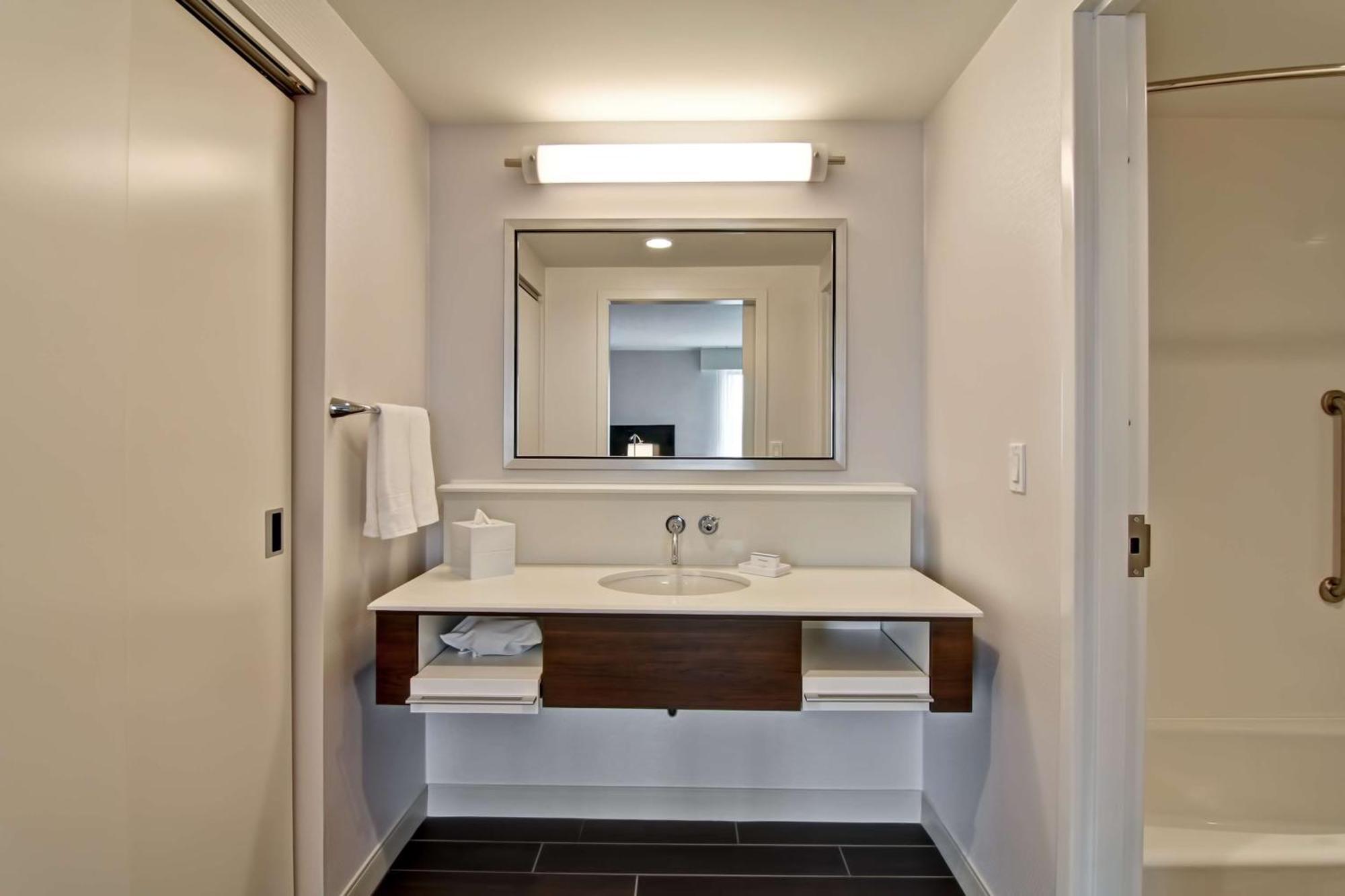 Hampton Inn & Suites Detroit/Troy Clawson Екстер'єр фото