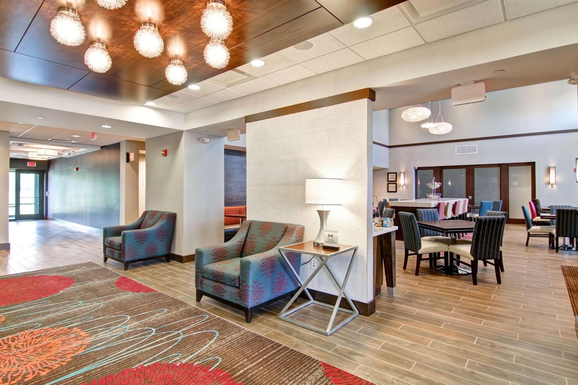 Hampton Inn & Suites Detroit/Troy Clawson Екстер'єр фото