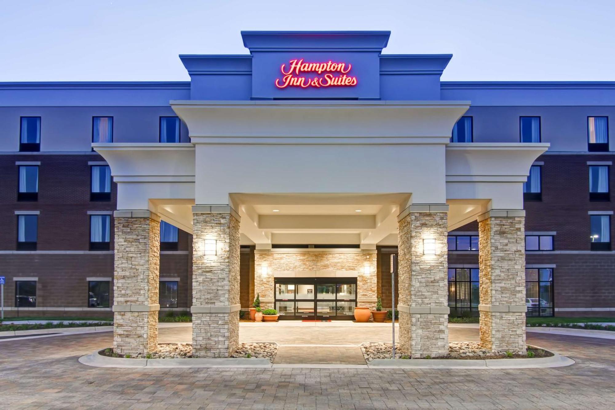 Hampton Inn & Suites Detroit/Troy Clawson Екстер'єр фото